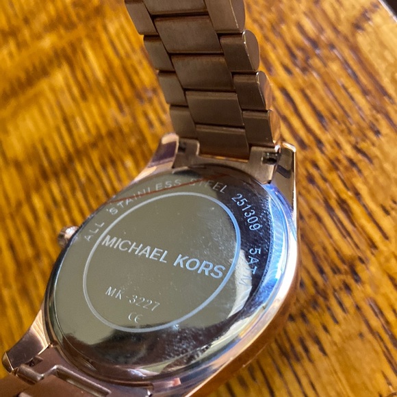 NWOT Michael Kors Blake Rose Gold MK3227 Ladies Quartz Watch - Picture 6 of 9